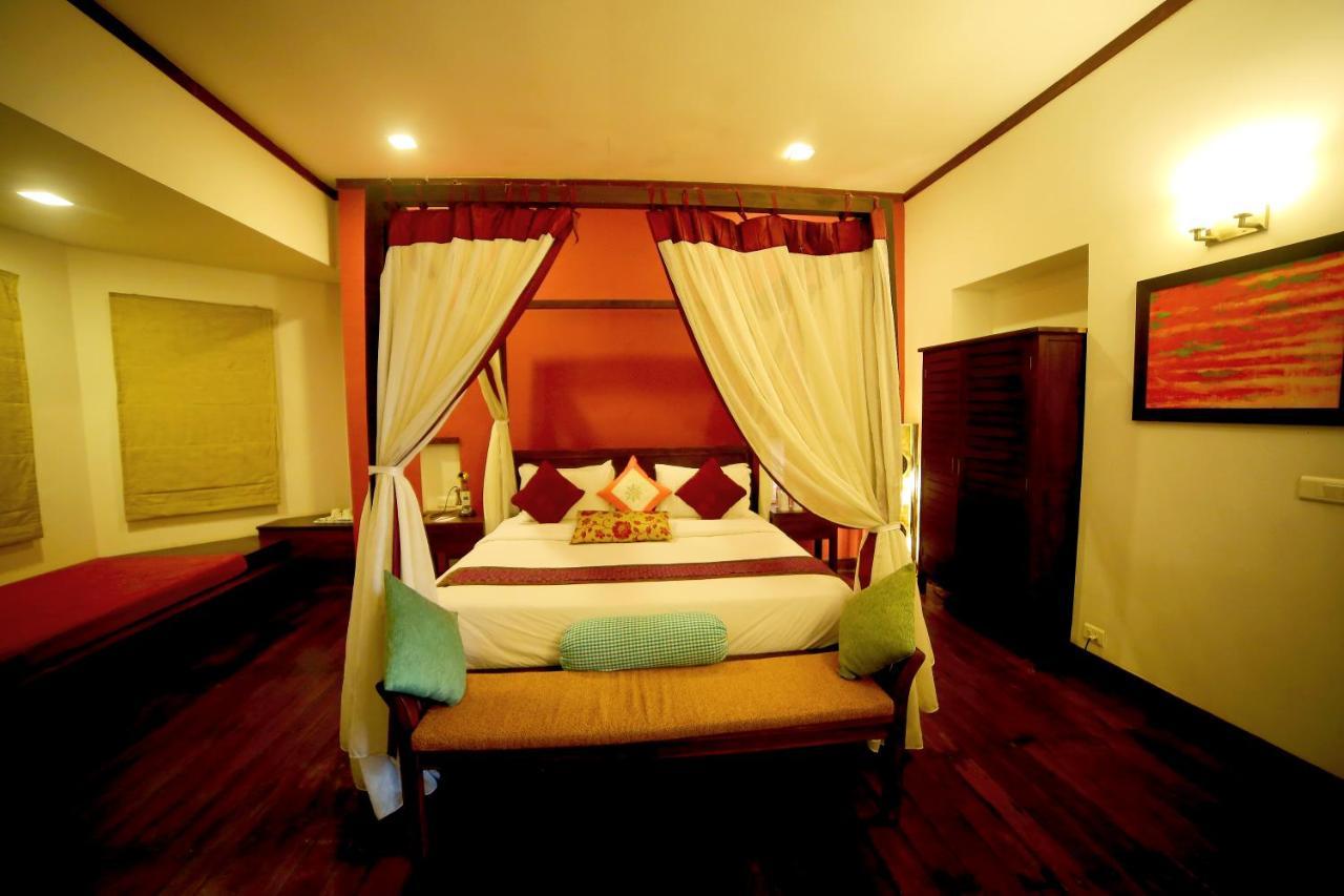 Old Lighthouse Bristow Hotel Kochi Extérieur photo