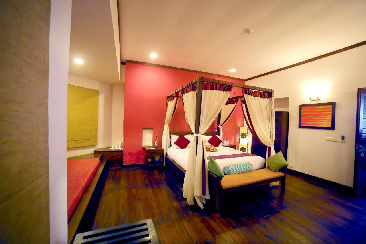 Old Lighthouse Bristow Hotel Kochi Extérieur photo