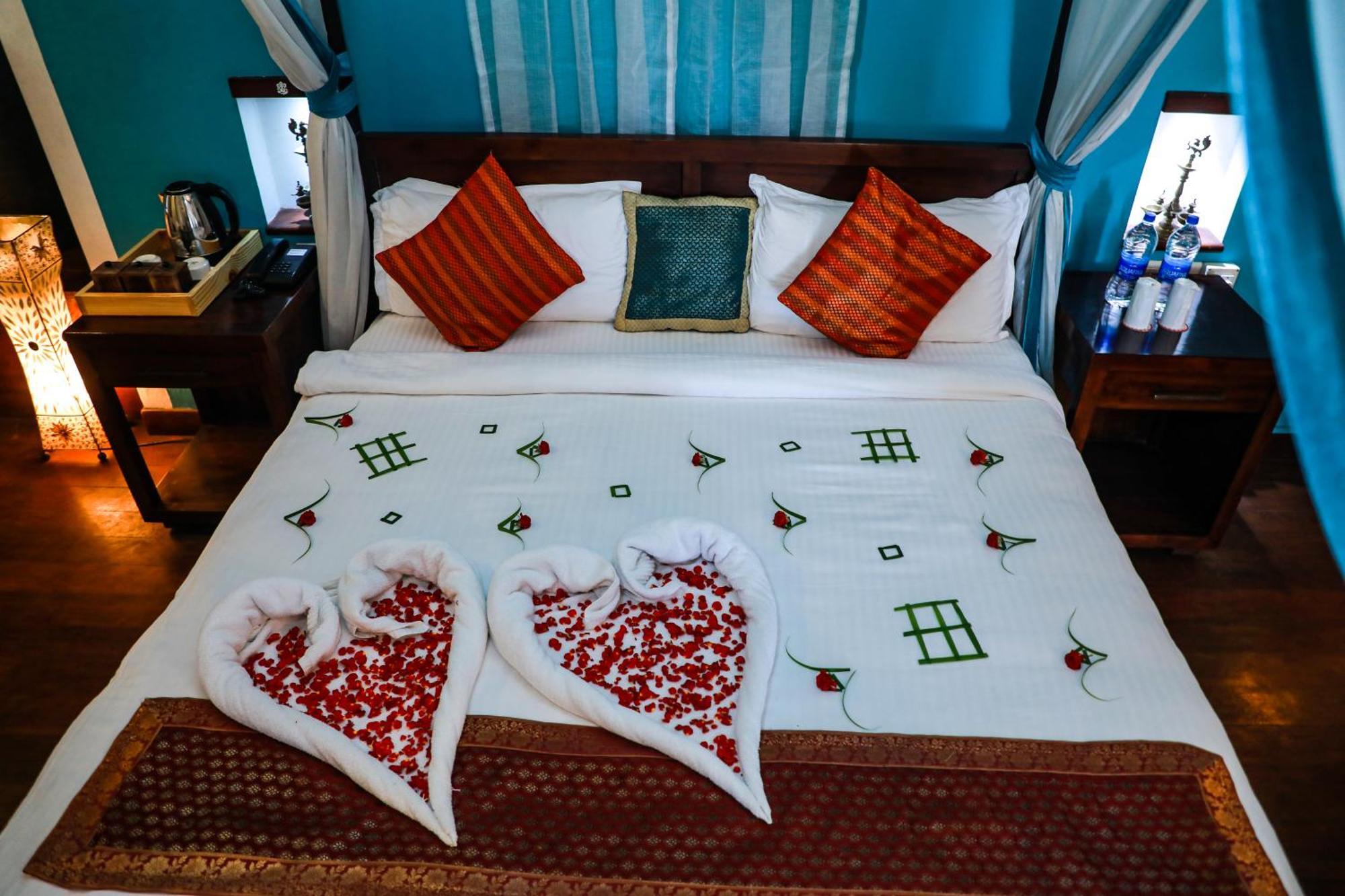 Old Lighthouse Bristow Hotel Kochi Extérieur photo