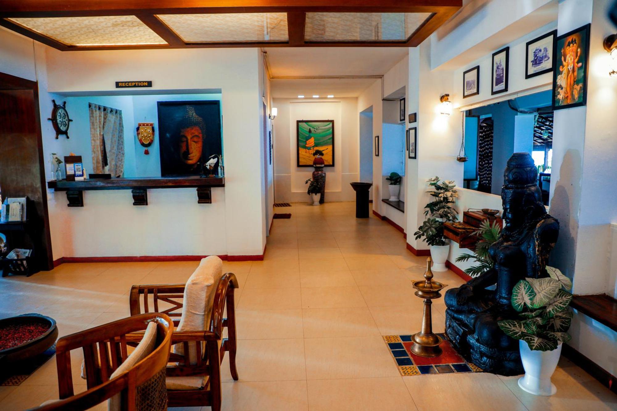 Old Lighthouse Bristow Hotel Kochi Extérieur photo