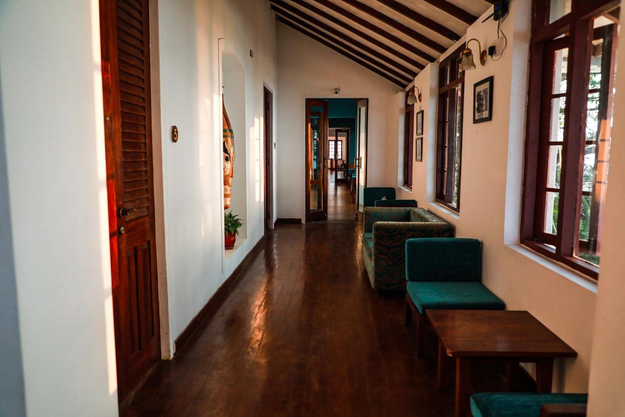 Old Lighthouse Bristow Hotel Kochi Extérieur photo