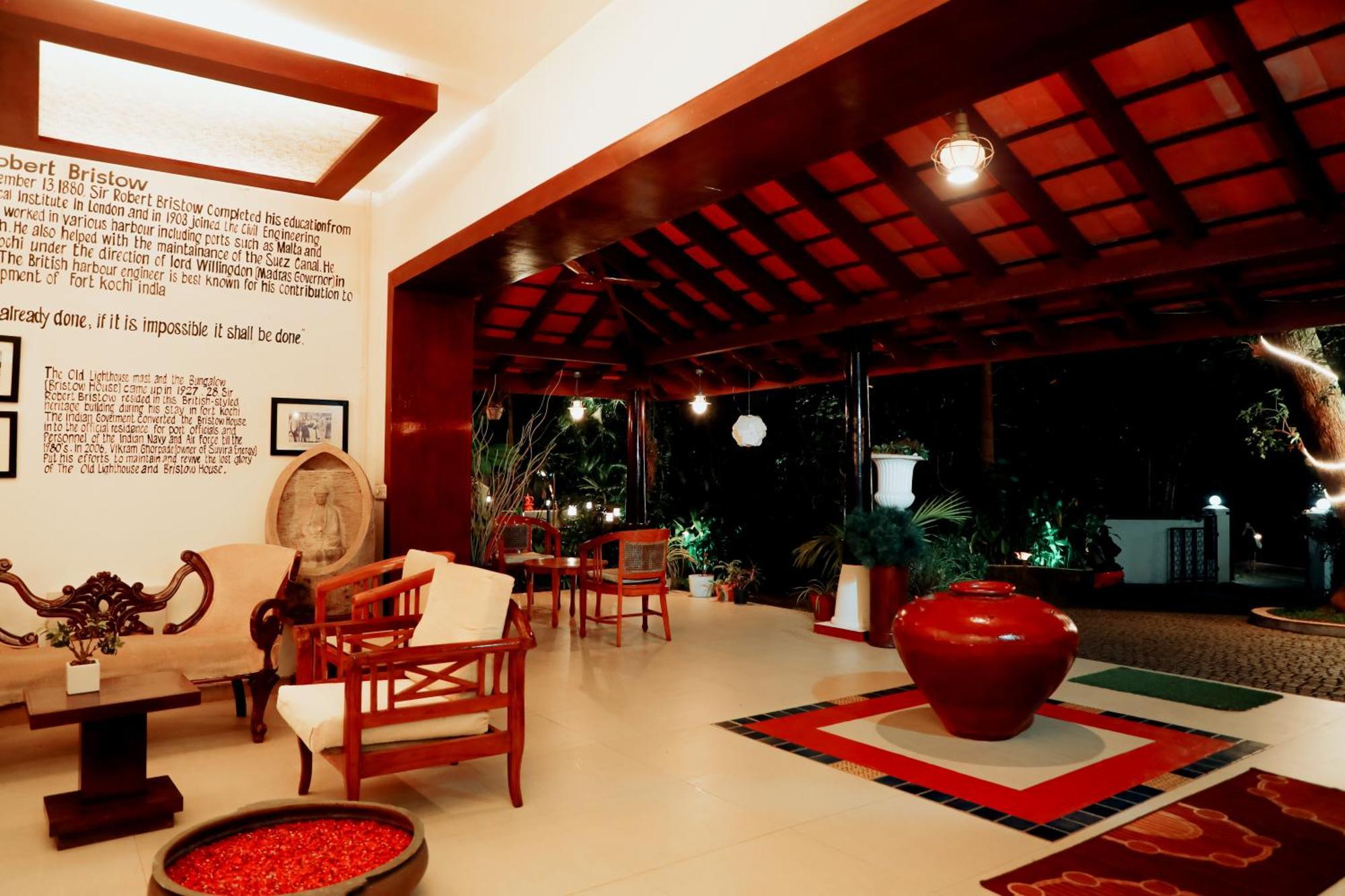 Old Lighthouse Bristow Hotel Kochi Extérieur photo