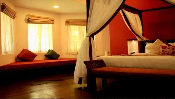Old Lighthouse Bristow Hotel Kochi Extérieur photo