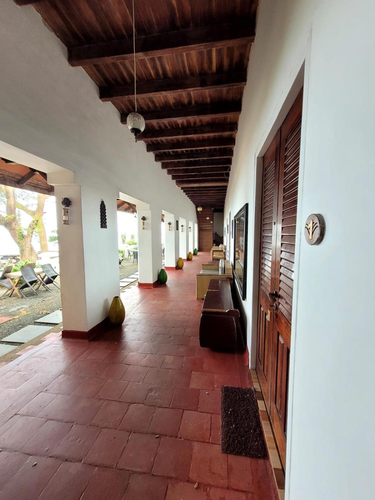 Old Lighthouse Bristow Hotel Kochi Extérieur photo