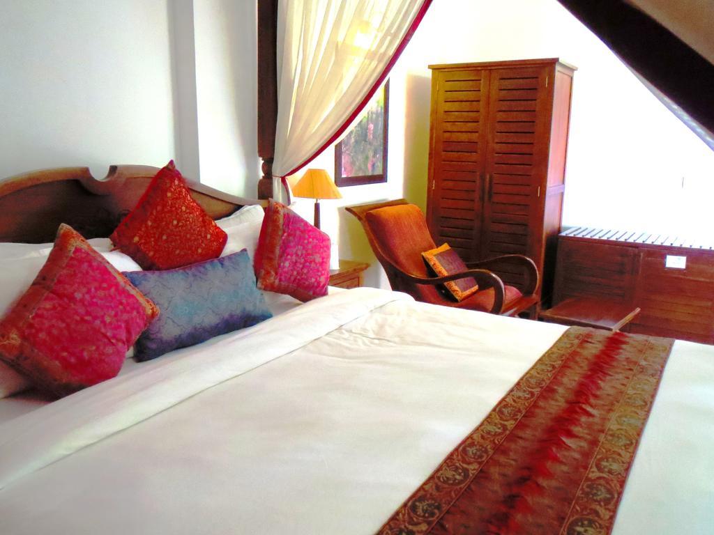 Old Lighthouse Bristow Hotel Kochi Extérieur photo