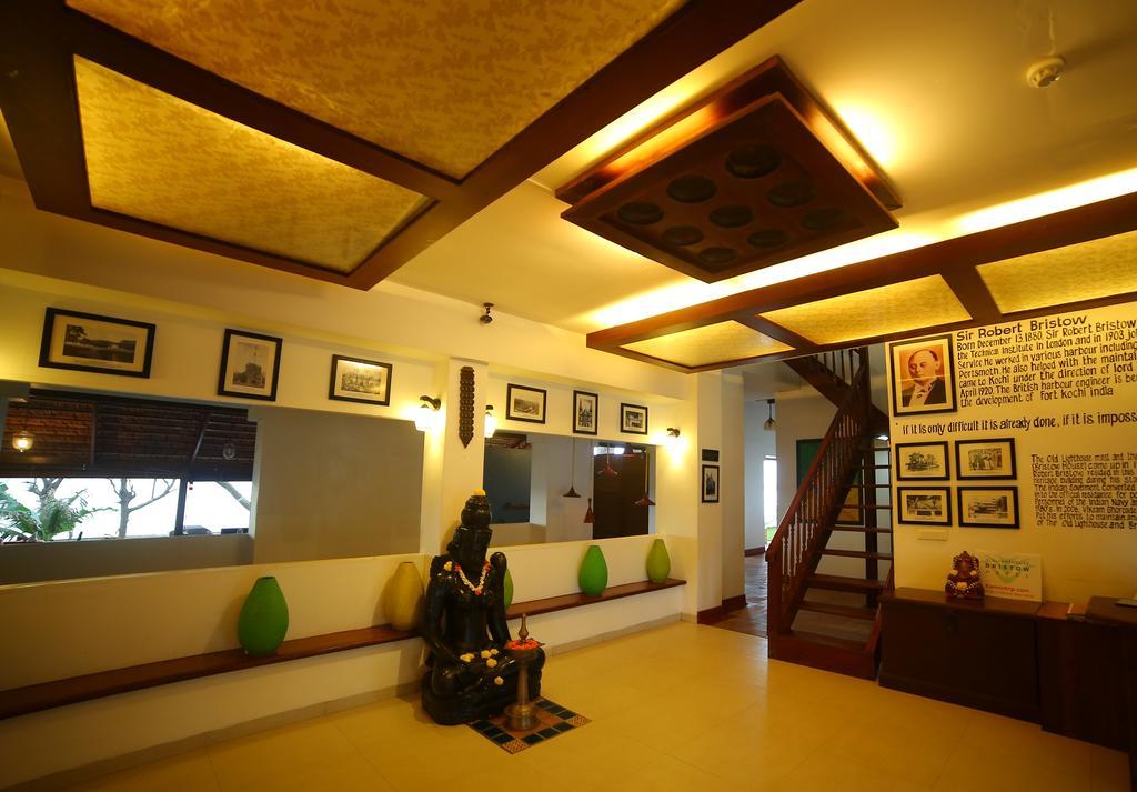 Old Lighthouse Bristow Hotel Kochi Extérieur photo